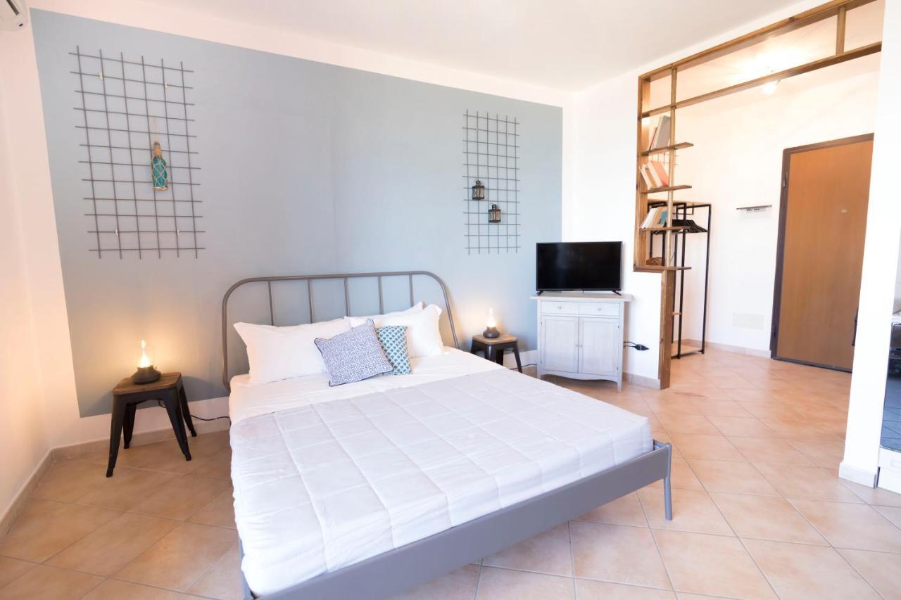 Homey Experience - Navy Sea View Apartments 올비아 외부 사진